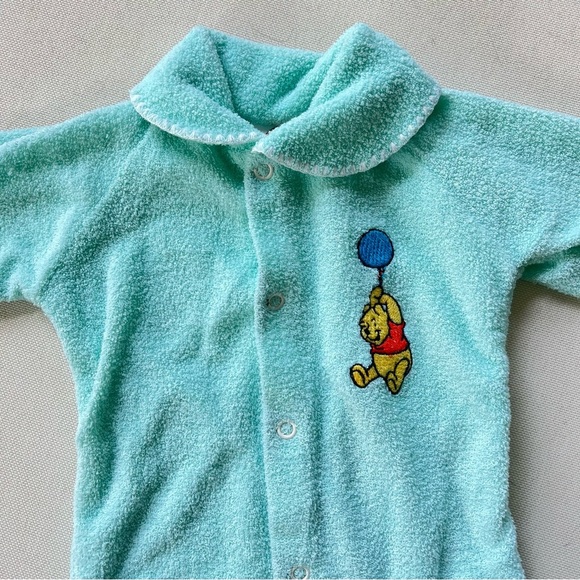Vintage Winnie the Pooh Disney Baby One Piece Sleeper 6-9 Months 90s Y2K 80s - Picture 5 of 9
